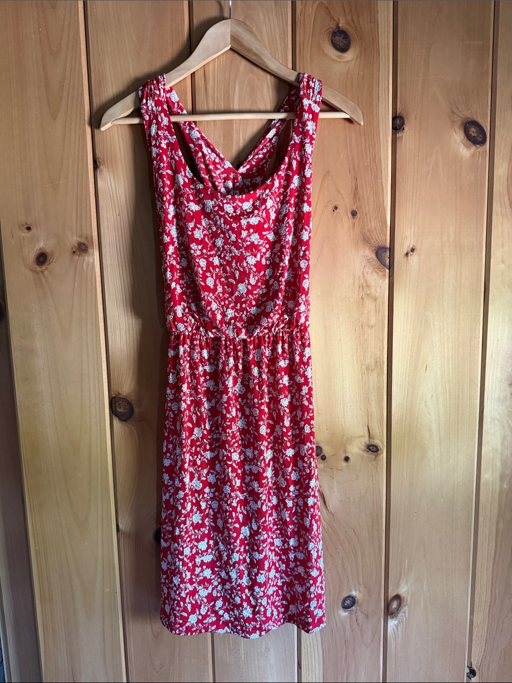 Kaileigh Red Floral Sleeveless Midi Dress